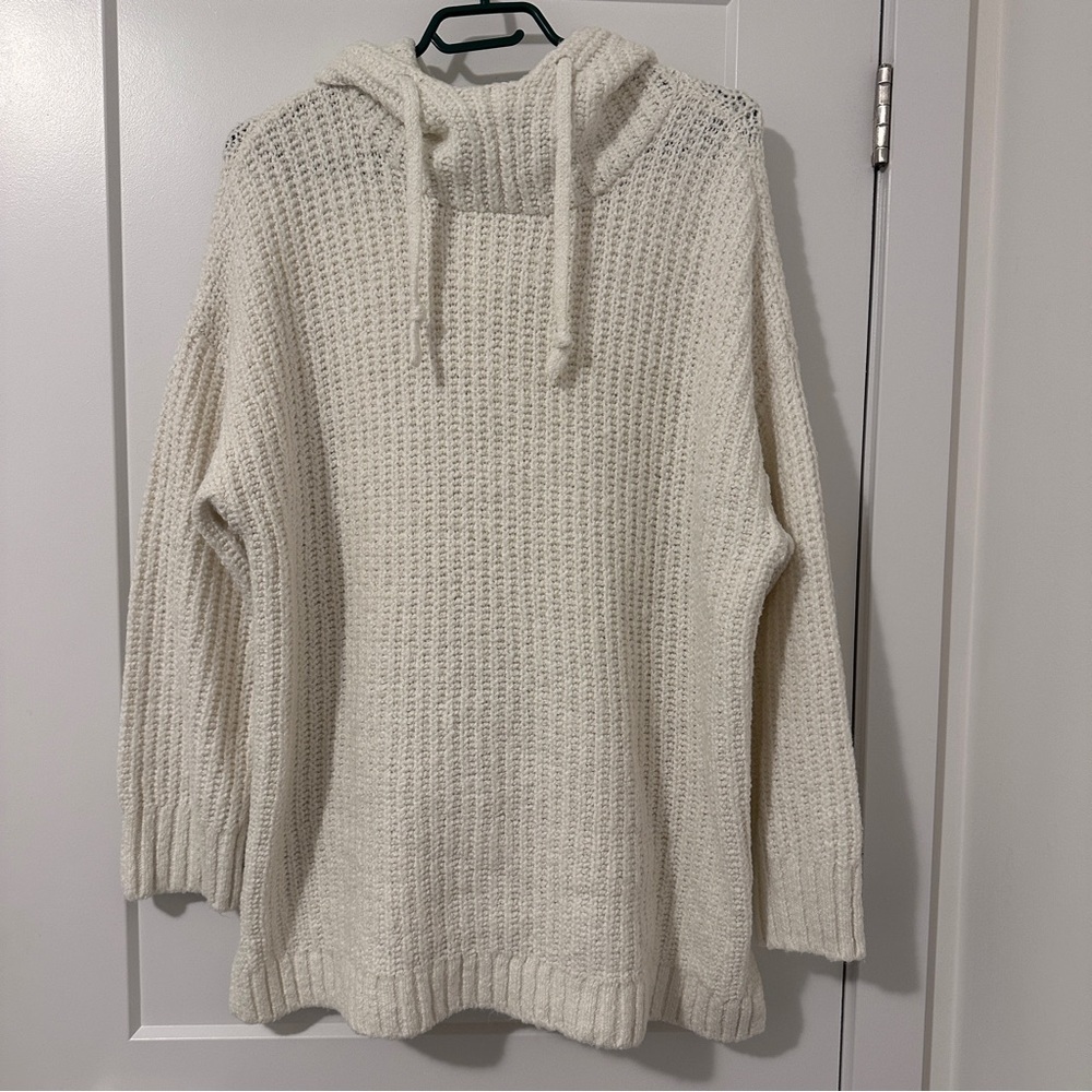 Old Navy White Knit Oversized Pull Over Turtleneck Sweater Size Medium Women’s - Picture 1 of 9